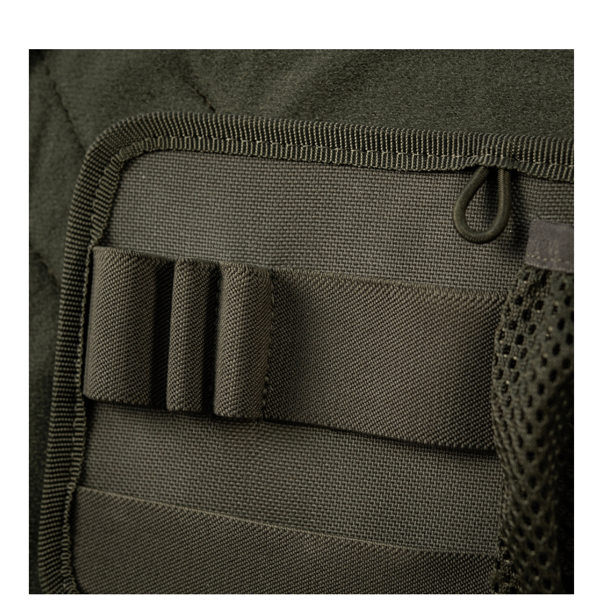 M-Tac Hook & Loop Low Profile Admin Panel, kestävä nylon, elastiset pidikkeet ja mesh-tasku modulaariseen säilytykseen, galleria-asento 1