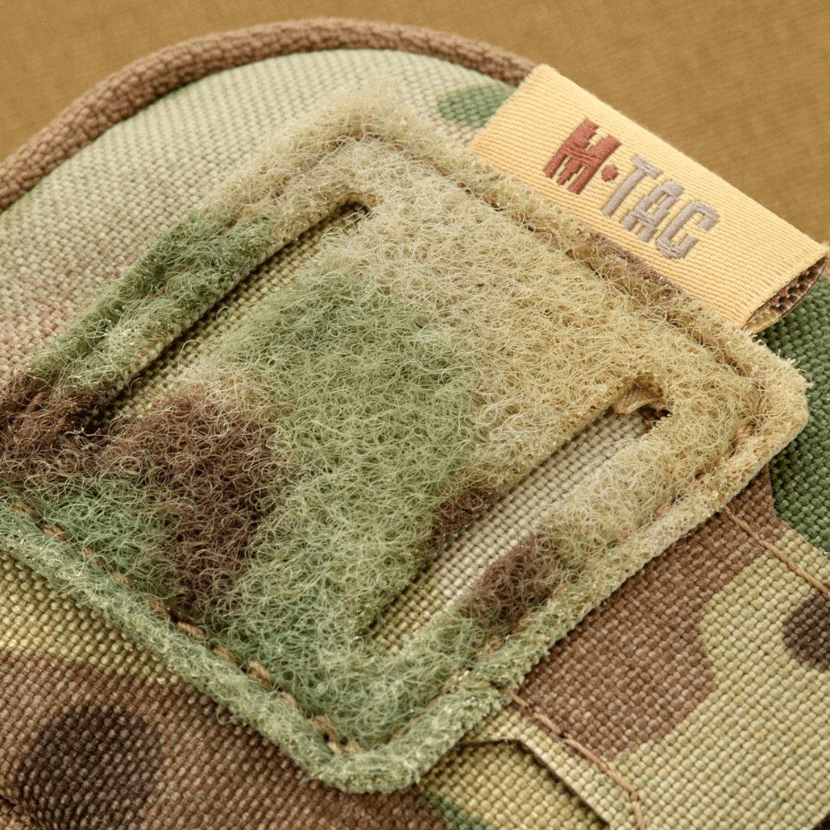 M-Tac PC Utility Pouch Elite camo, Velcro-paneeli patchien kiinnitykseen ja kulutusta kestävä Cordura-materiaali