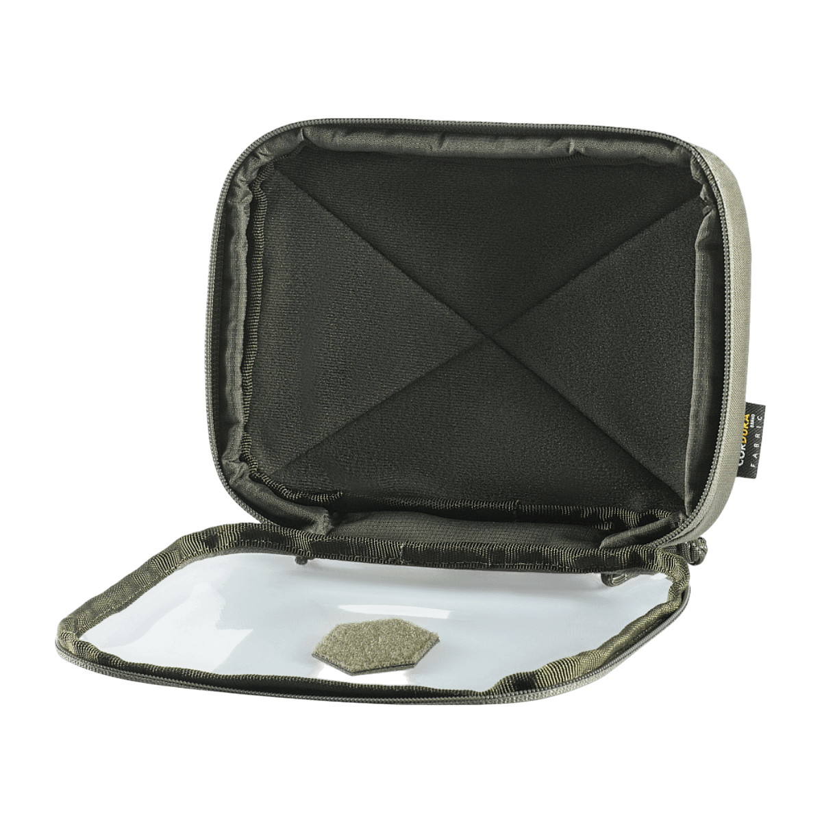 Avoin M-Tac Utility Organizer Slim Elite näyttää läpinäkyvän PVC-etuosan nopeaa tunnistusta varten. Kestävä Cordura 500D -materiaali.
