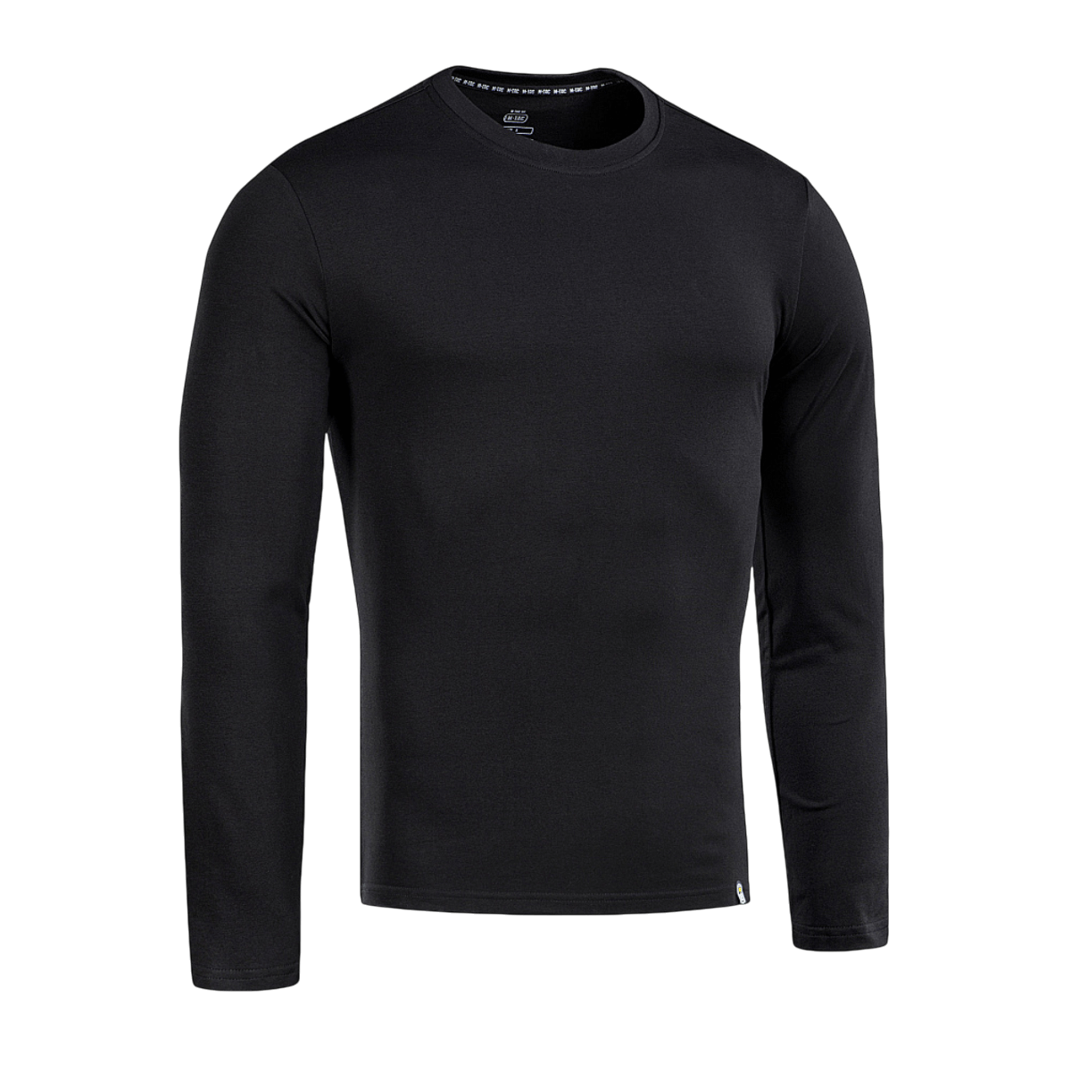 M-Tac Long-sleeve T-shirt 93/7 musta, valmistettu 93% puuvillaa ja 7% elastaania, sopii arkeen ja urheiluun. Kestävä ja mukava t-paita.