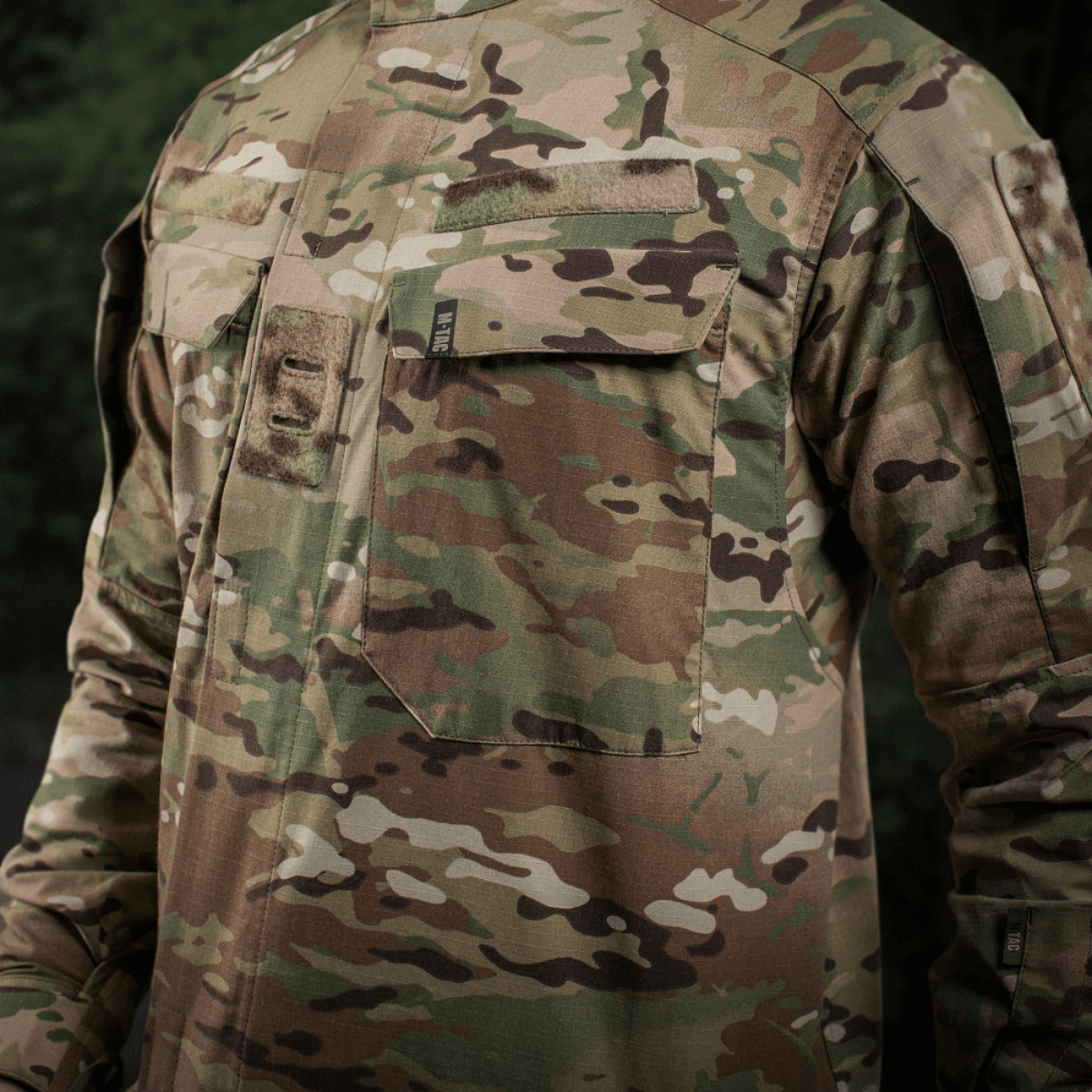 M-Tac Jakke Sturm NYCO Extreme Multicam-kuosissa, kestävä ja hengittävä NYCO Extreme -kangas Brookwoodilta.