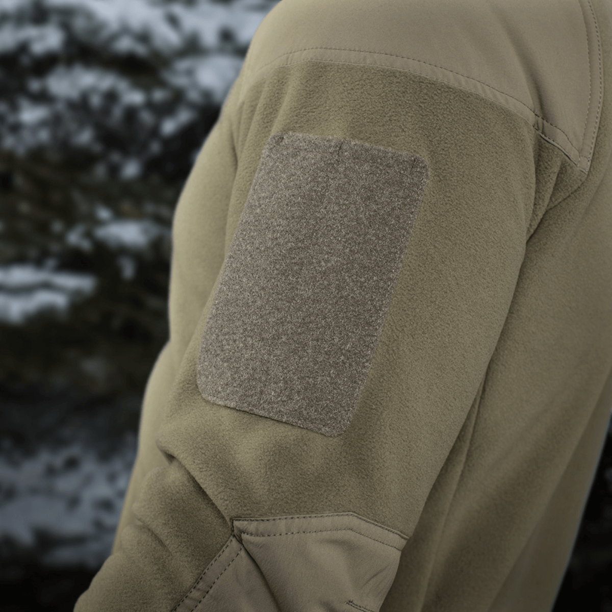 M-Tac Combat Fleece Polartec -takki Velcro-paneeleilla ja kehittyneellä materiaalisuunnittelulla, sopii taktiseen ja arkikäyttöön kaikissa sääolosuhteissa.