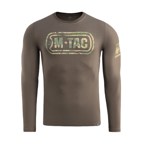 M-Tac T-Shirt Logo Long Sleeve maastokuvio, ikoninen logo ja slogan hihassa. Sopii arkeen ja taktisiin aktiviteetteihin.
