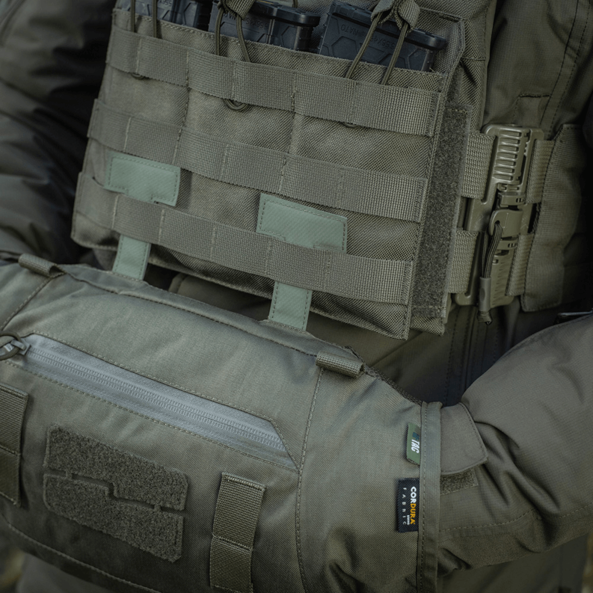 M-Tac Taktisk Håndvarmer Elite kestävästä Cordura 500D:stä ja fleecevuorella, ihanteellinen kylmiin olosuhteisiin, korostaa lämpöä ja mukavuutta