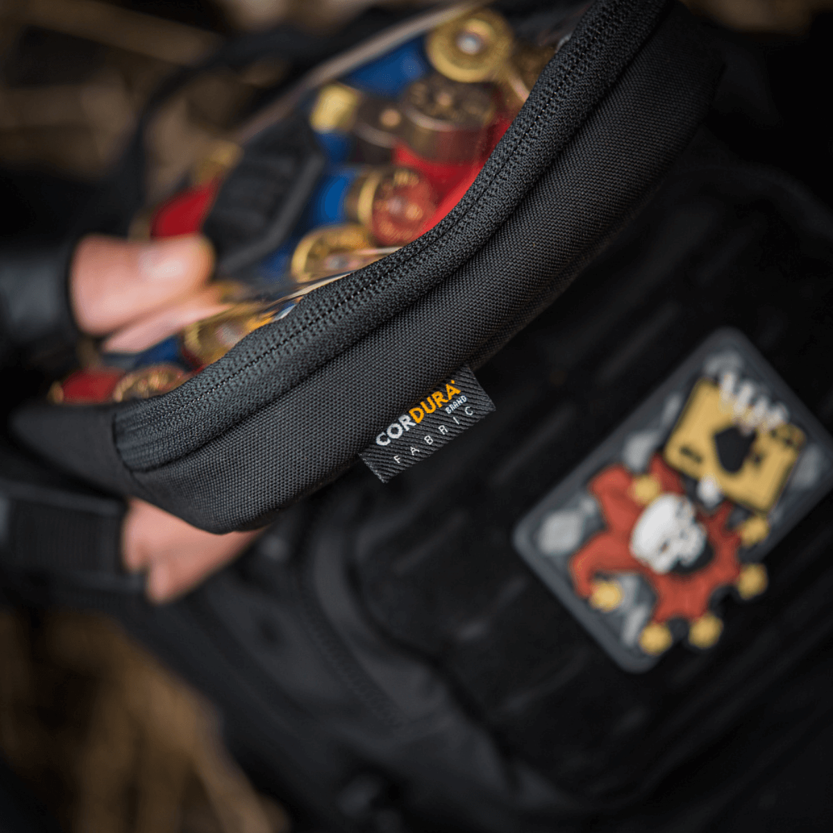 M-Tac Utility Organizer Slim Elite Cordura 500D:llä, läpinäkyvä PVC-kalvo ja sisäinen Velcro-seinä EDC-kitille