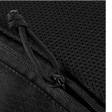 M-Tac Konvert Taske Elite, lähikuva lynlåsista ja Cordura-materiaalista.