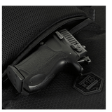 M-Tac Konvert Taske Elite magnetventillukolla, Cordura-materiaalia, näkyvissä syvä tasku ja säädettävä hihna.