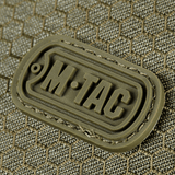 M-Tac Cross Taske Slim Elite Hex -logo tyylikkäällä Cordura-laukulla, näyttää tuotteen kestävyyden ja laadun.