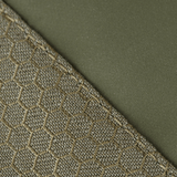 Yksityiskohta M-Tac Tablet Bag Laser Cut Hexin Cordura Hex -rakenteesta ja vihreästä kangaspaneelista.
