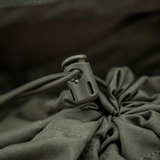 Lähikuva M-Tac Sukharka Gen.3 Pouchista, elastinen nyöri ja pysäytys, Cordura 500D.