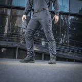 M-Tac Tactical Bukser Patrol Gen II Flex ulkokäytössä.