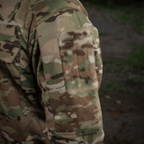 M-Tac Jakke Sturm NYCO Extreme Multicam-kuosissa, kestävä sotilastakki, korkea hengittävyys ja laadukkaat YKK-vetoketjut.