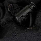 Yksityiskohta M-Tac Alpha Gen.III Pro talvitakista säädettävin nyörivedoin.