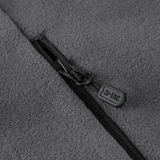 Lähikuva vetoketjun yksityiskohdasta M-Tac Nord Polartec -fleecetakissa, valmistettu premium Polartec® 200 Series -fleecestä.