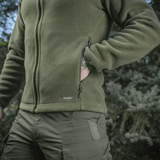 M-Tac Nord Polartec -fleecetakki vihreänä, valmistettu premium Polartec® 200 Series -fleecestä, sopii arkeen ja urheiluun.