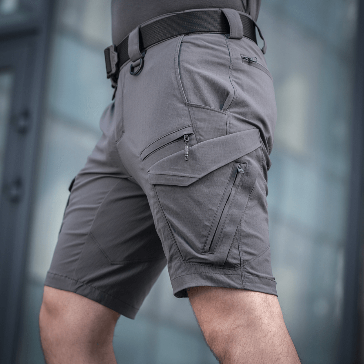 M-Tac Aggressor Summer Flex Shorts, harmaa Flex Rip-Stop -kangas, kevyt ja hengittävä, ideaalinen ulkoiluun ja harjoitteluun.
