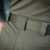 Lähikuva mallista M-Tac Aggressor Summer Flex Shorts -shortseissa, elastinen 'tunnel'-vyötärö ja säädettävä vyölenkki.
