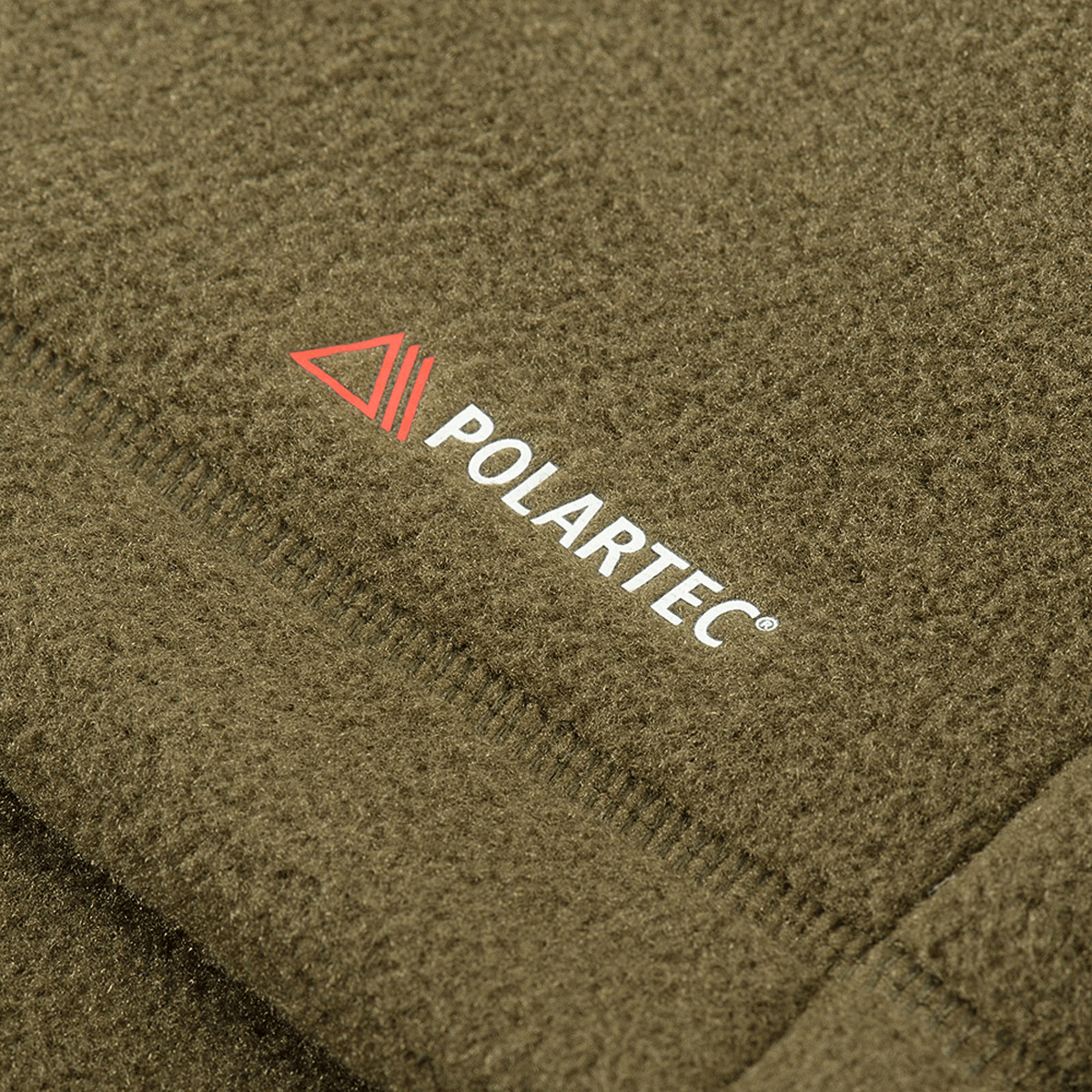 Lähikuva M-Tac Sprint Fleece Sweatshirt Polartecista, valmistettu kestävästä ja pehmeästä Polartec® 200 Series -fleecestä oliivinvärisenä.