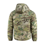 M-Tac Alpha Gen.IV Pro Primaloft -talvitakki Multicam-kuosissa, takaosa, premium-takki korkealla kulutuskestävyydellä ja vettähylkivällä materiaalilla.