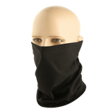 M-Tac Bomuld Tube Scarf käytetty naamiona mannekiinin päässä, monikäyttöinen puuvillatuote aktiiviseen vapaa-aikaan ja taktiseen käyttöön.