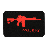 M-Tac AR-15 223/5.56 laserleikattu tarrapala Velcrolla mustalla Cordura-taustalla, suunniteltu sotilas- ja ulkokäyttöön, 80 x 50 mm.