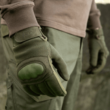 M-Tac Assault Tactical Mk.3, vahvistettu kämmen ja velcro turvalliseen ja mukavaan istuvuuteen, sopii aseenkäyttöön.