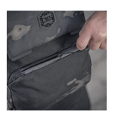 M-Tac Konvert Taske Elite magneettikiinnityksellä ja säädettävällä olkahihnalla, Cordura-materiaalista.