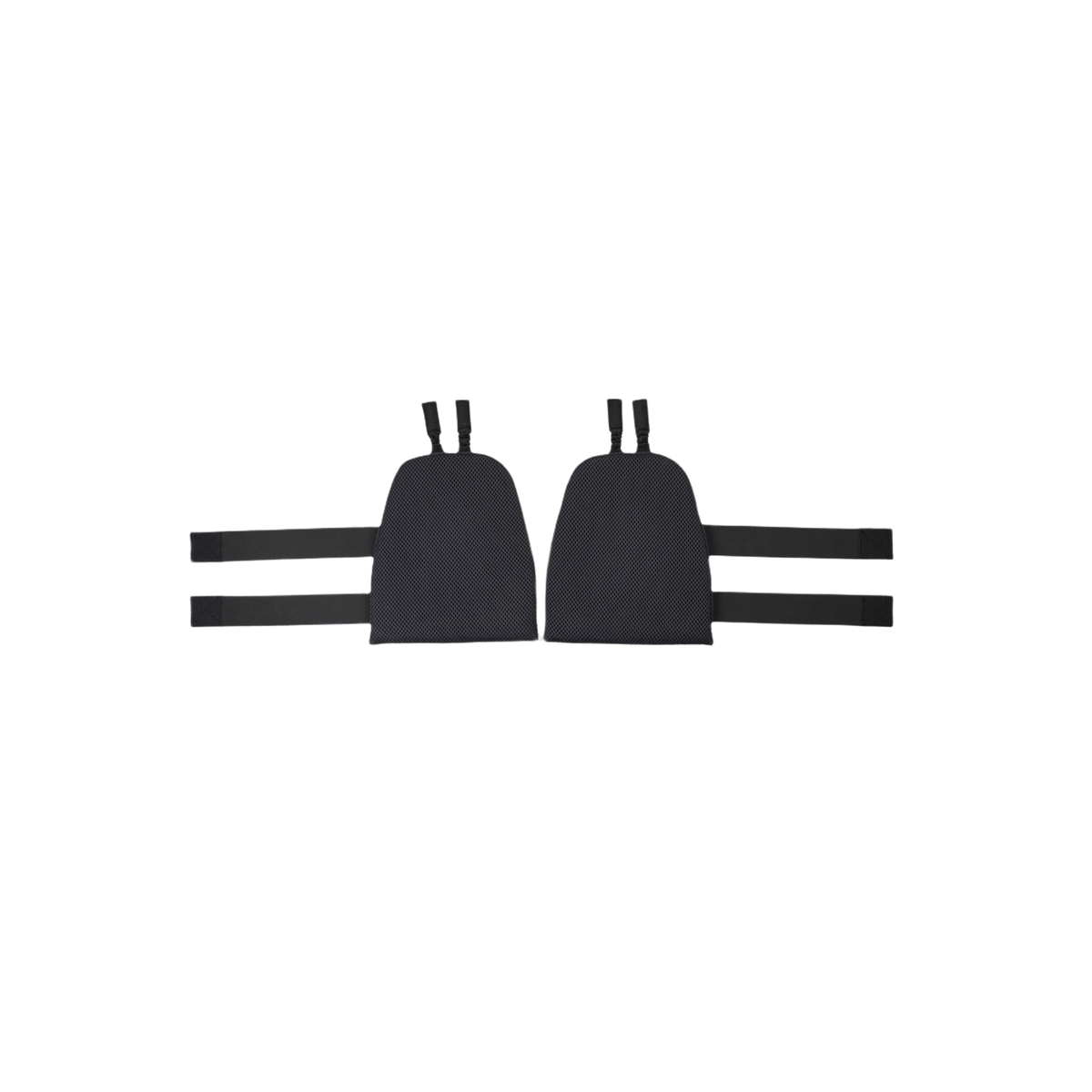 Anorak Niobium® Arms Protector I moniuhkaisuudella ja tarrakiinnitysjärjestelmällä liiviin kiinnittämistä varten.