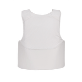 Anorak Topaz® Concealable I -pistosuojaliivi, veitsi- ja pistosuojaava pehmeäpanssariliivi nähtynä takaa.