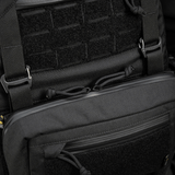 M-Tac Admin Pouch Large Elite Gen.II mustana Cordura 500D:stä AquaGuard-vetoketjuilla ja Velcro-paneelilla modulaarisille lisätarvikkeille.