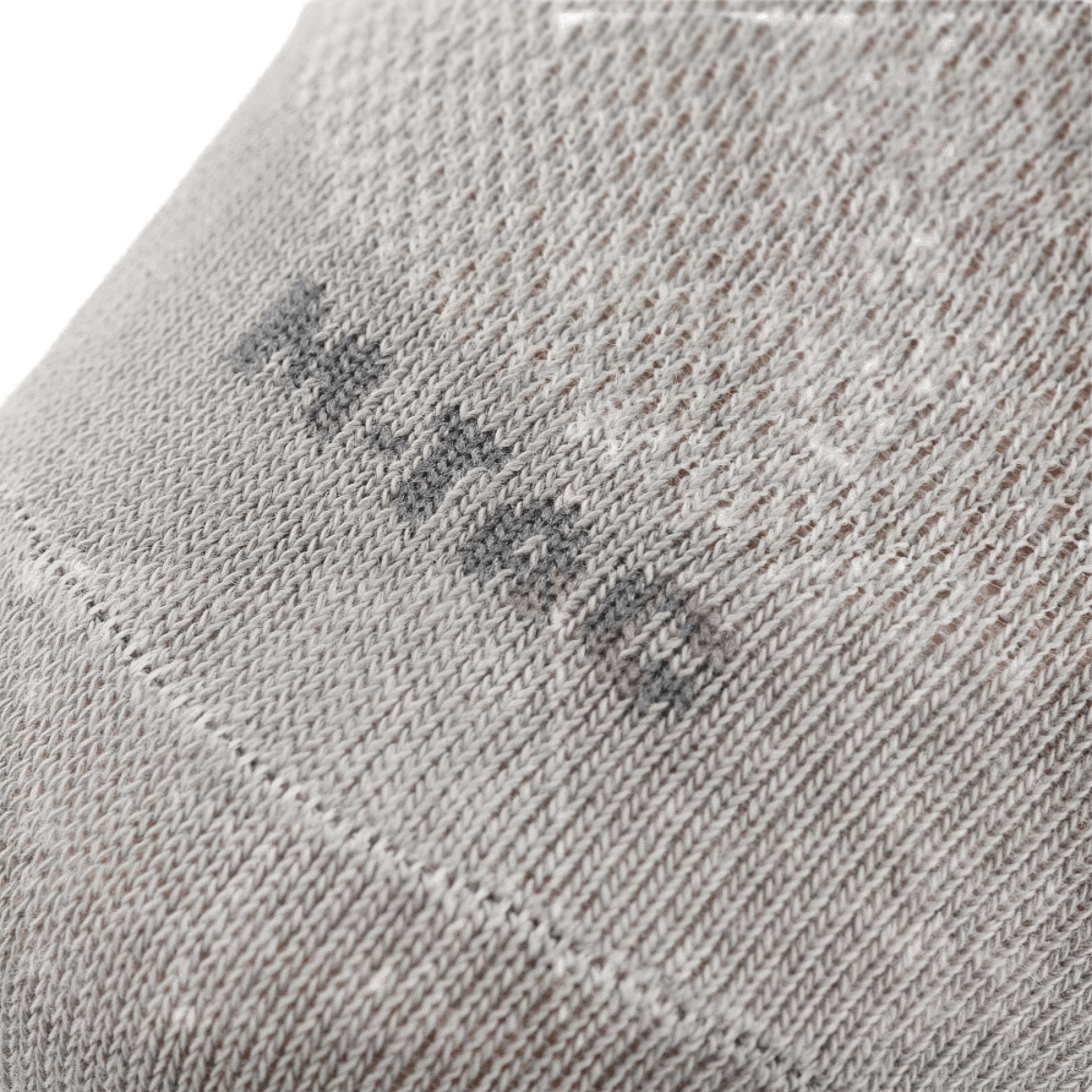 M-Tac Let kesäsukat juoksuun ja ulkoiluun. Mukavat, hengittävät puuvillasukat ergonomisella muotoilulla lämpimiin olosuhteisiin.