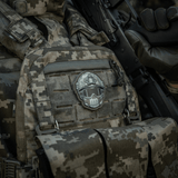 M-Tac Patch Emoji #20 3D-efektillä ja Velcro-kiinnityksellä kamuflaasirepussa, hauska morale-tarra, sopii vaatteisiin tai varusteisiin.