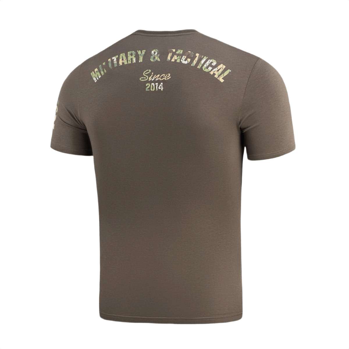 M-Tac T-Shirt Logo, takana maastokuvio ja teksti 'Military & Tactical Since 2014' sekä slogan 'Born by Revolution – Hardened by War'.