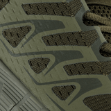 M-Tac Tactical Summer Sport -tennarit, yksityiskohtainen kuva hengittävästä synteettisestä materiaalista ja kestävästä EVA-kumista kuvioidulla pohjalla