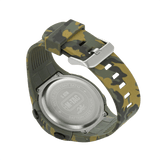 M-Tac Tactical Ur 2166 maastokuvioitu, teräsrunko, vesitiiviys 5ATM, tukeva ulko- ja taktiseen käyttöön. Paristokoodi CR2430.