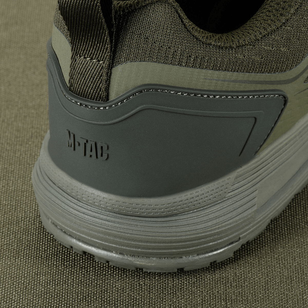 M-Tac Tactical Summer Sport -tennarien takaosa kumivahvistetulla kantapäällä, ihanteelliset lämpimään säähän ja päivittäiseen käyttöön. Kestävä muotoilu