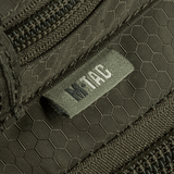 M-Tac Urban Line City Hunter Hexagon -laukku lähikuva vetoketjusta ja materiaalin yksityiskohdista.