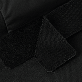Lähikuva M-Tac Horizontal Medical Pouch ROLL Elite: irrotettava tarrapanta ja Cordura 500D.